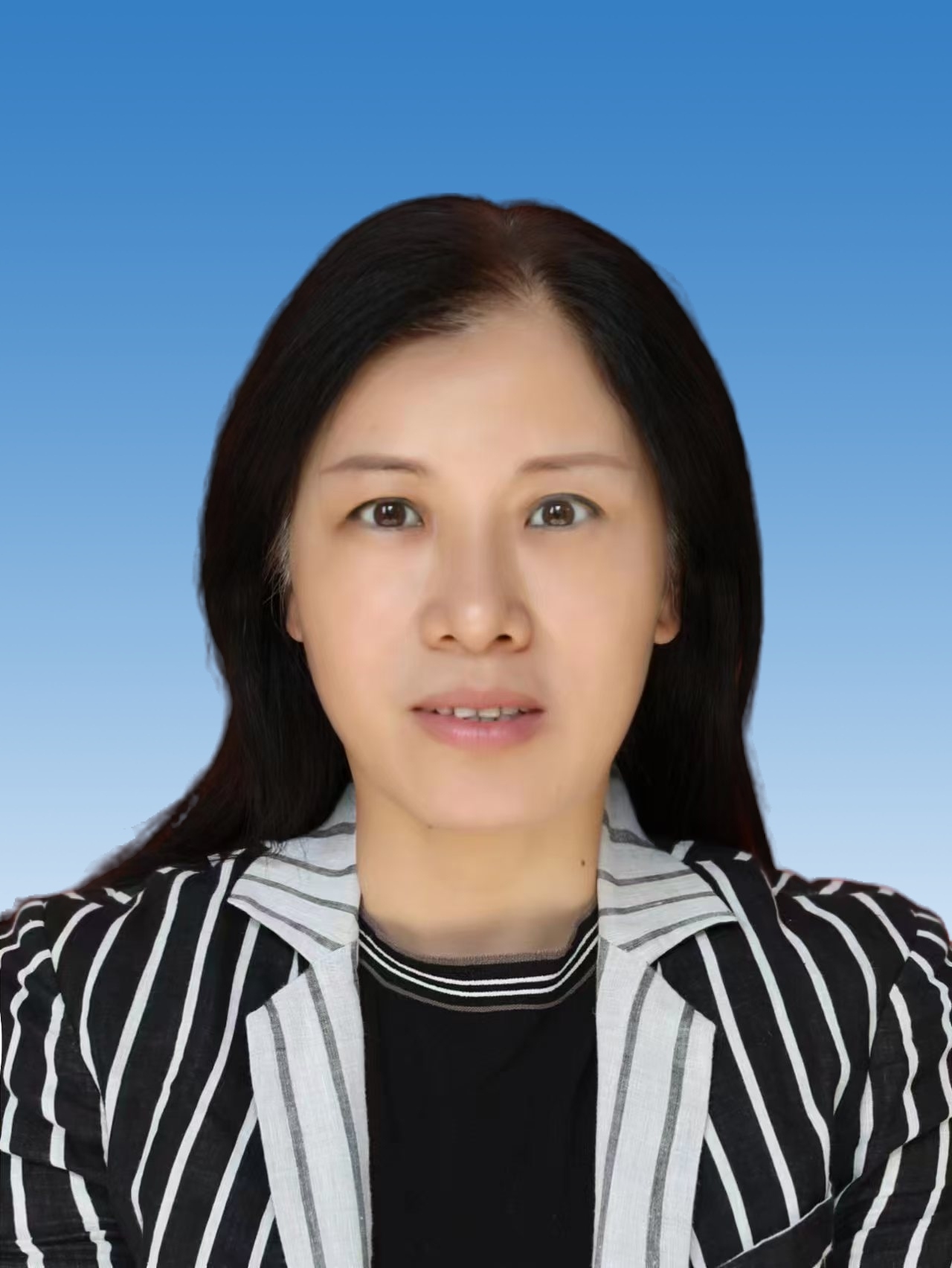 駱小俊(女)